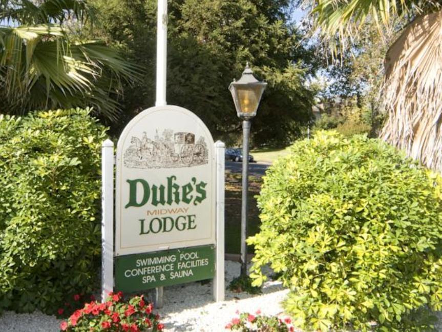 אוקלנד Dukes Midway Lodge מראה חיצוני תמונה
